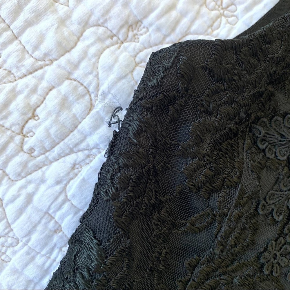 Vintage Black Lace Vest - Picture 5 of 7